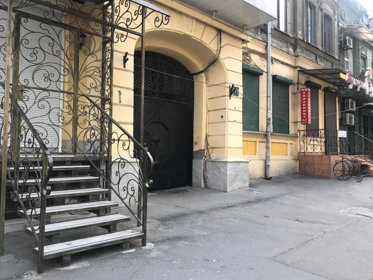 Uspenskay/Pushckinskay Apartamento Odesa Exterior foto